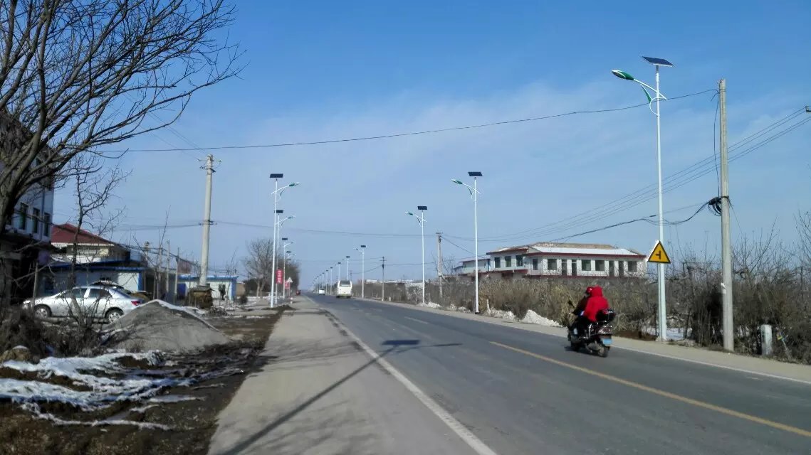 �L��h����������